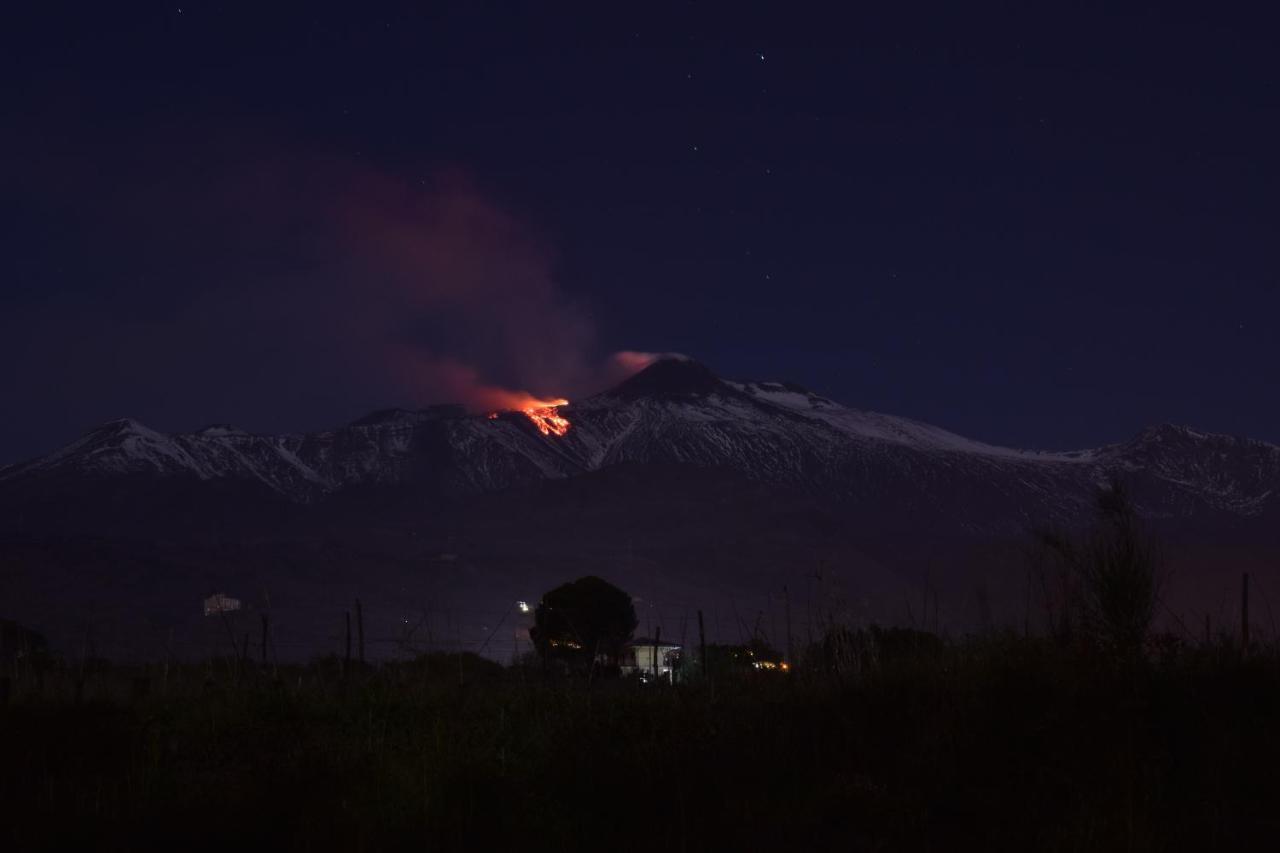 Вілла Etna Tra Le Querce Санта-Венеріна Екстер'єр фото